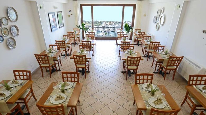 <b>Best Western Hotel Martello Restaurant</b>. Images powered by <a href="https://iceportal.shijigroup.com/" title="IcePortal" target="_blank">IcePortal</a>.