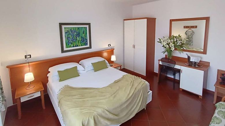 <b>Best Western Hotel Martello Room</b>. Images powered by <a href="https://iceportal.shijigroup.com/" title="IcePortal" target="_blank">IcePortal</a>.