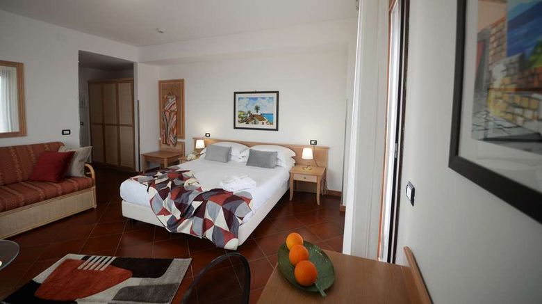 <b>Best Western Hotel Martello Suite</b>. Images powered by <a href="https://iceportal.shijigroup.com/" title="IcePortal" target="_blank">IcePortal</a>.