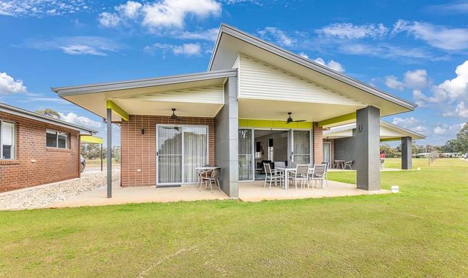 Comfort Suites Clubarham Golf Resort Exterior