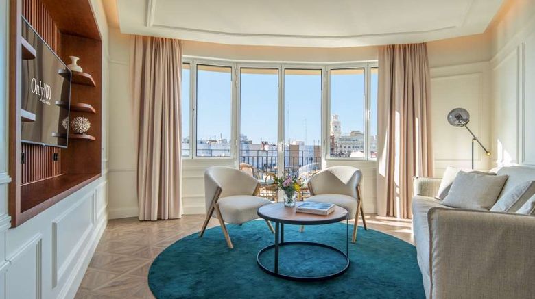 <b>Only You Hotel Valencia Room</b>. Images powered by <a href="https://iceportal.shijigroup.com/" title="IcePortal" target="_blank">IcePortal</a>.