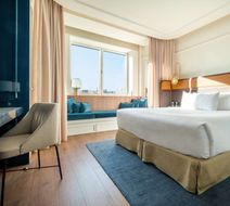 Only You Hotel Valencia Room