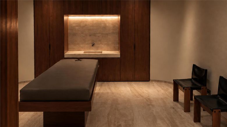 <b>Conrad Athens Spa</b>. Images powered by <a href="https://iceportal.shijigroup.com/" title="IcePortal" target="_blank">IcePortal</a>.