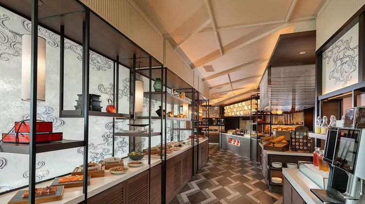 DoubleTree by Hilton Osaka Castle Restaurant