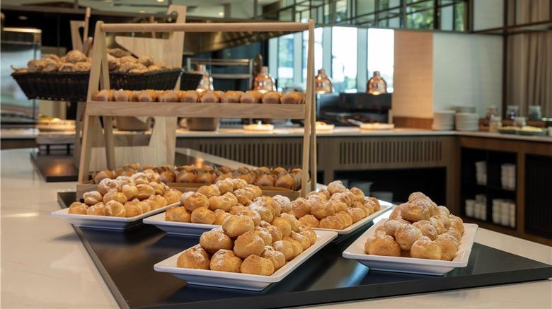<b>Hilton Garden Inn Brussels Airport Restaurant</b>. Images powered by <a href="https://iceportal.shijigroup.com/" title="IcePortal" target="_blank">IcePortal</a>.