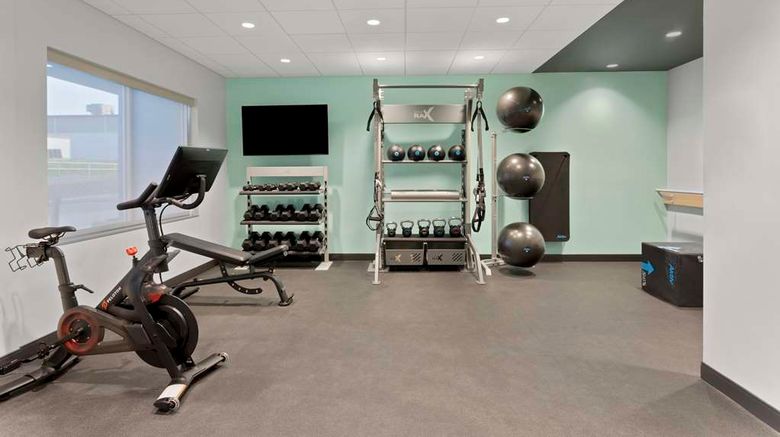 <b>Tru by Hilton Lincoln East Health</b>. Images powered by <a href="https://iceportal.shijigroup.com/" title="IcePortal" target="_blank">IcePortal</a>.