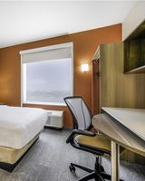 Home2 Suites Aurora Medical Ctr