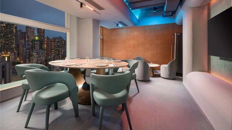 <b>Motto by Hilton Hong Kong Soho Restaurant</b>. Images powered by <a href="https://iceportal.shijigroup.com/" title="IcePortal" target="_blank">IcePortal</a>.