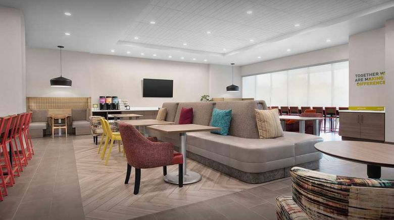 <b>Home2 Suites by Hilton Phoenix Lobby</b>. Images powered by <a href="https://iceportal.shijigroup.com/" title="IcePortal" target="_blank">IcePortal</a>.