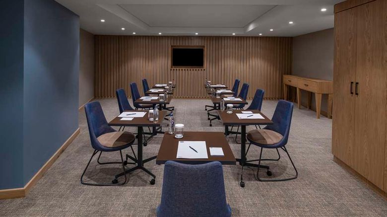 <b>Hampton by Hilton Istanbul Sirkeci Meeting</b>. Images powered by <a href="https://iceportal.shijigroup.com/" title="IcePortal" target="_blank">IcePortal</a>.