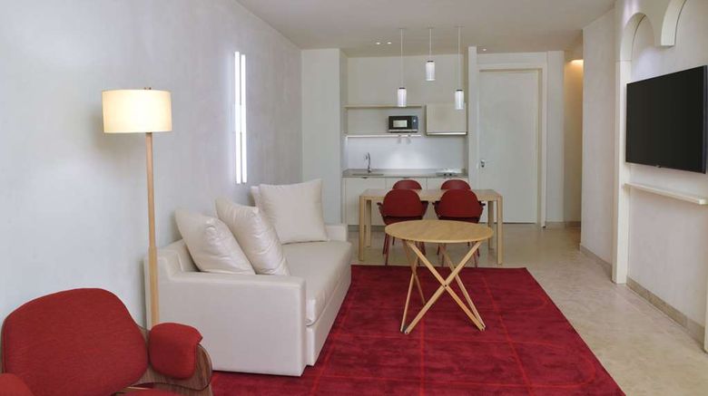 <b>DoubleTree by Hilton Ben Guerir Other</b>. Images powered by <a href="https://iceportal.shijigroup.com/" title="IcePortal" target="_blank">IcePortal</a>.