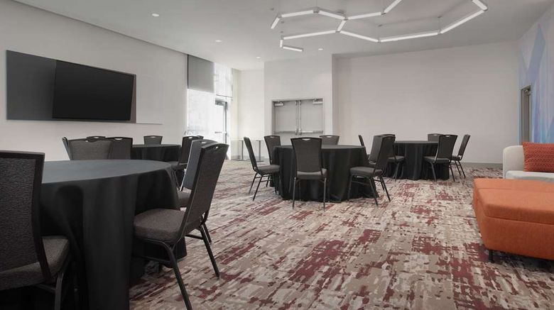 <b>Hilton Garden Inn Denver Airpt Tower Rd Meeting</b>. Images powered by <a href="https://iceportal.shijigroup.com/" title="IcePortal" target="_blank">IcePortal</a>.