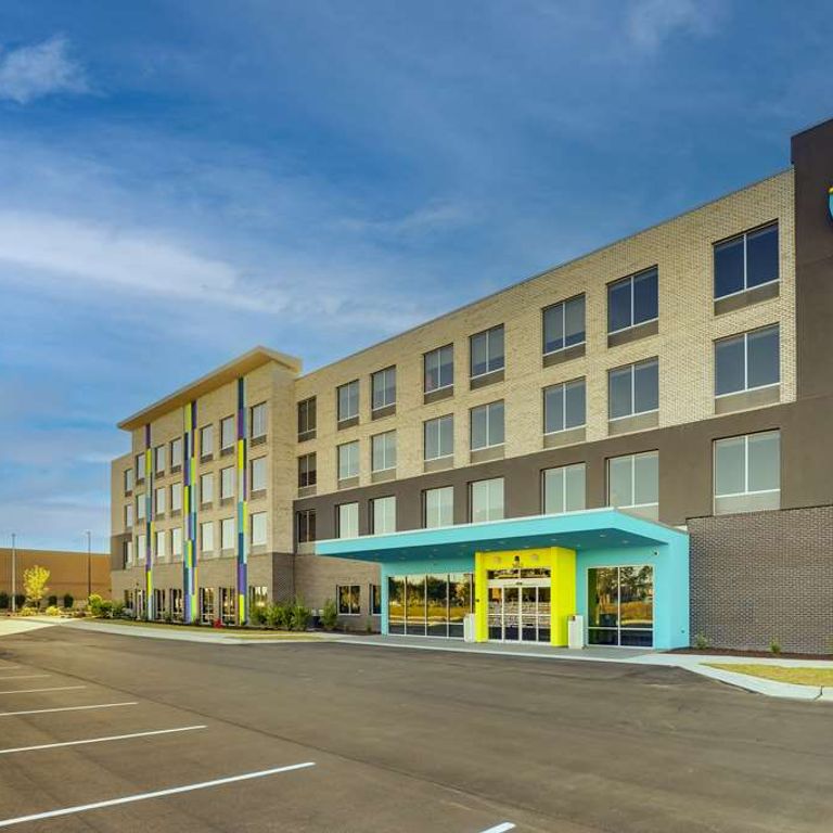 Tru by Hilton Leland Wilmington