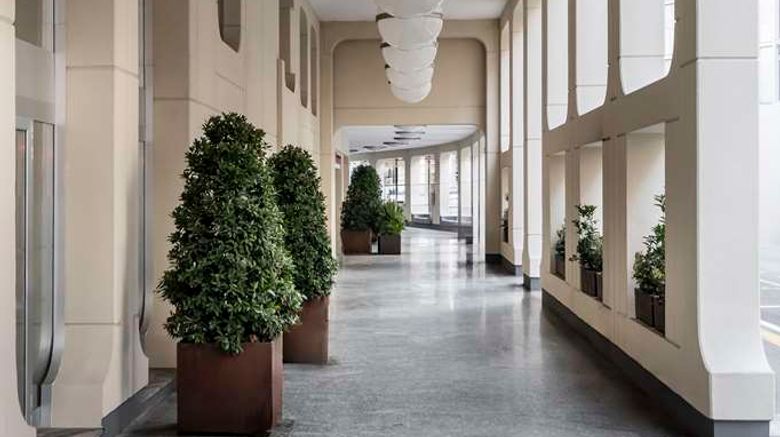 <b>Hilton Garden Inn Padova City Centre Lobby</b>. Images powered by <a href="https://iceportal.shijigroup.com/" title="IcePortal" target="_blank">IcePortal</a>.