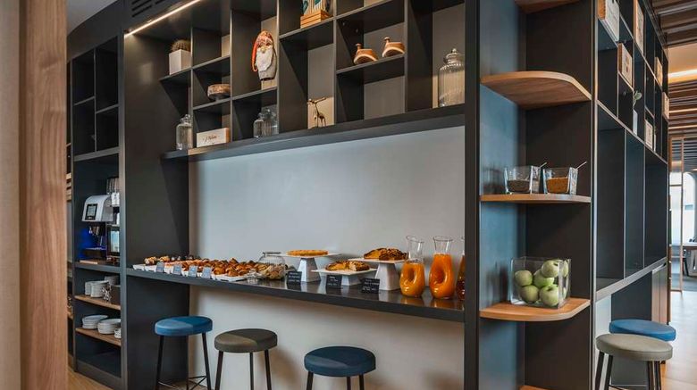 <b>Hilton Garden Inn Padova City Centre Restaurant</b>. Images powered by <a href="https://iceportal.shijigroup.com/" title="IcePortal" target="_blank">IcePortal</a>.