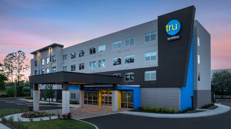 Tru by Hilton Jacksonville West I 295 Exterior