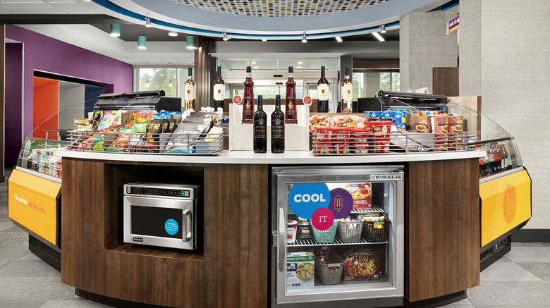 <b>Tru by Hilton Jacksonville West I 295 Restaurant</b>. Images powered by <a href="https://iceportal.shijigroup.com/" title="IcePortal" target="_blank">IcePortal</a>.