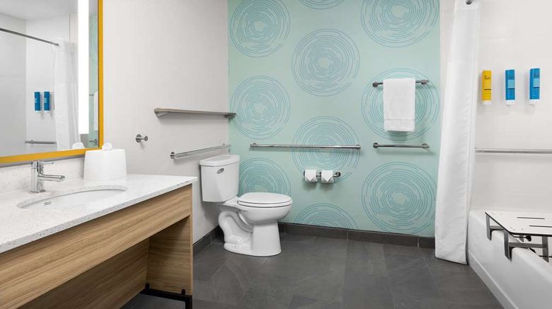<b>Tru by Hilton Jacksonville West I 295 Room</b>. Images powered by <a href="https://iceportal.shijigroup.com/" title="IcePortal" target="_blank">IcePortal</a>.