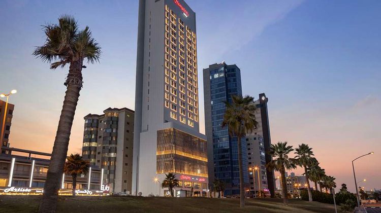 Hampton by Hilton Kuwait Salmiya Exterior