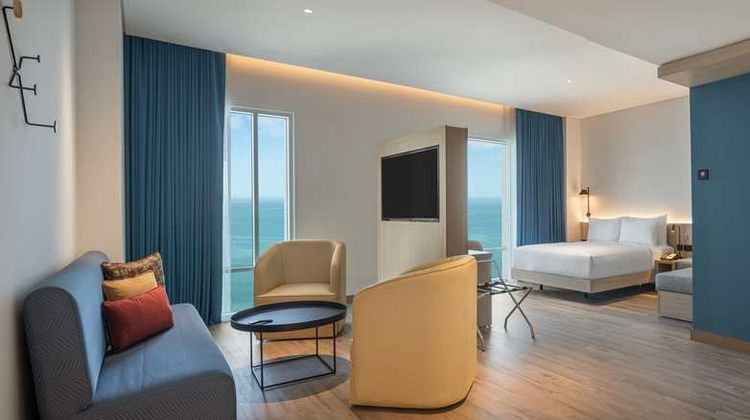 Hampton by Hilton Kuwait Salmiya Room