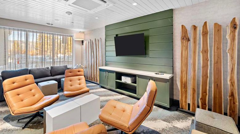 <b>Home2 Suites by Hilton Big Bear Lake Lobby</b>. Images powered by <a href="https://iceportal.shijigroup.com/" title="IcePortal" target="_blank">IcePortal</a>.