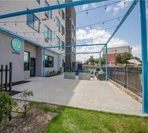 Tru by Hilton McKinney Exterior