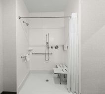 Hampton Inn & Suites Sherman Room