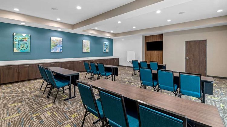 Hampton Inn & Suites Sherman Meeting