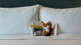 <b>DUO Hotel Lisbon Curio Collection Hilton Room</b>. Images powered by <a href="https://iceportal.shijigroup.com/" title="IcePortal" target="_blank">IcePortal</a>.