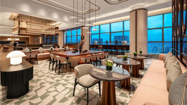 <b>Hilton Garden Inn Kunming Railway Station South Lobby</b>. Images powered by <a href="https://iceportal.shijigroup.com/" title="IcePortal" target="_blank">IcePortal</a>.