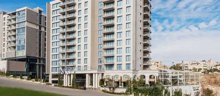 DoubleTree by Hilton Amman Exterior