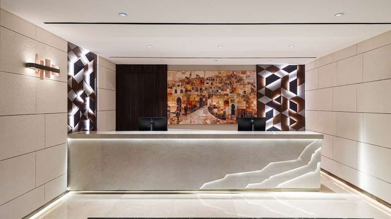 <b>DoubleTree by Hilton Amman Lobby</b>. Images powered by <a href="https://iceportal.shijigroup.com/" title="IcePortal" target="_blank">IcePortal</a>.
