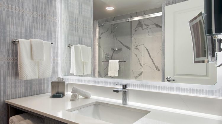 DoubleTree by Hilton Poughkeepsie Room