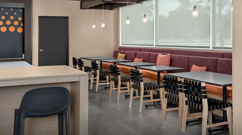 <b>Tru By Hilton Jacksonville Airport I-95 Restaurant</b>. Images powered by <a href="https://iceportal.shijigroup.com/" title="IcePortal" target="_blank">IcePortal</a>.