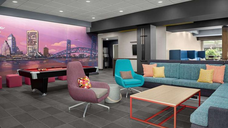 Tru By Hilton Jacksonville Airport I-95 Lobby