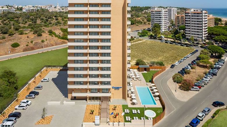 <b>Wyndham Residences Alvor Beach Exterior</b>. Images powered by <a href="https://iceportal.shijigroup.com/" title="IcePortal" target="_blank">IcePortal</a>.