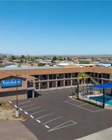 Travelodge by Wyndham Parker