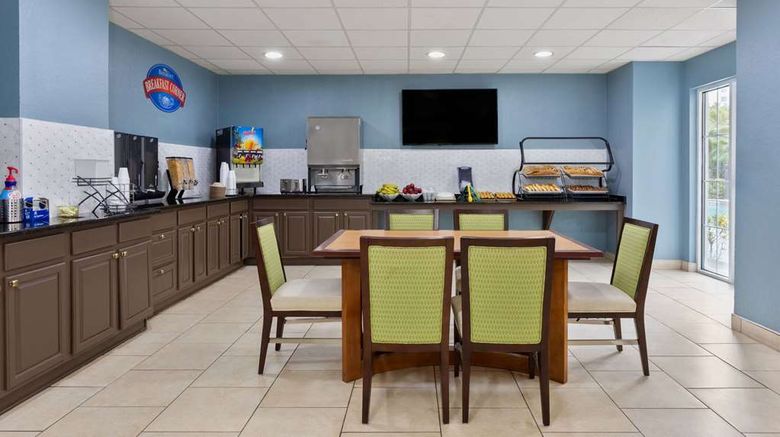 <b>Baymont by Wyndham Orlando/Intl Dr Other</b>. Images powered by <a href="https://iceportal.shijigroup.com/" title="IcePortal" target="_blank">IcePortal</a>.