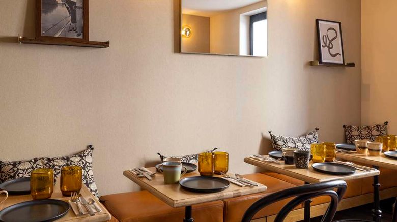 <b>Hotel Ernest Restaurant</b>. Images powered by <a href="https://iceportal.shijigroup.com/" title="IcePortal" target="_blank">IcePortal</a>.