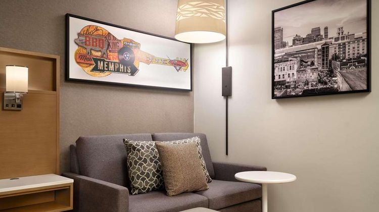 Radisson Hotel West Memphis Room