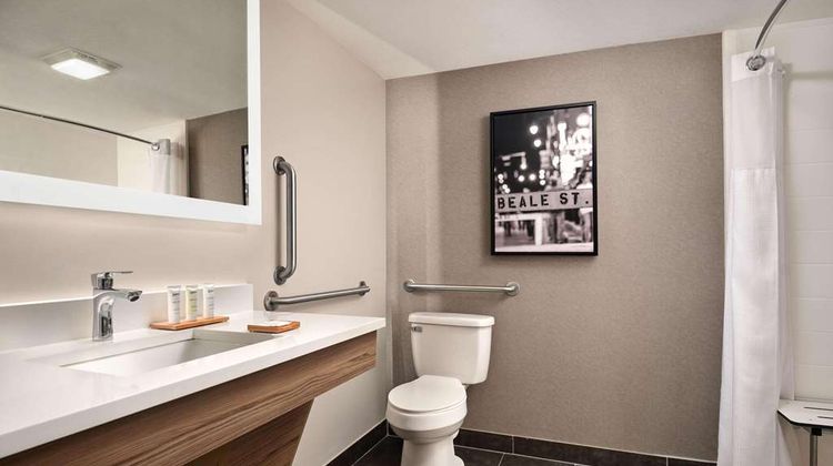 Radisson Hotel West Memphis Room