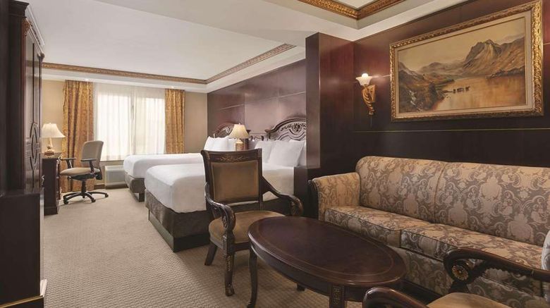 <b>Radisson Toronto Airport West Suite</b>. Images powered by <a href="https://iceportal.shijigroup.com/" title="IcePortal" target="_blank">IcePortal</a>.