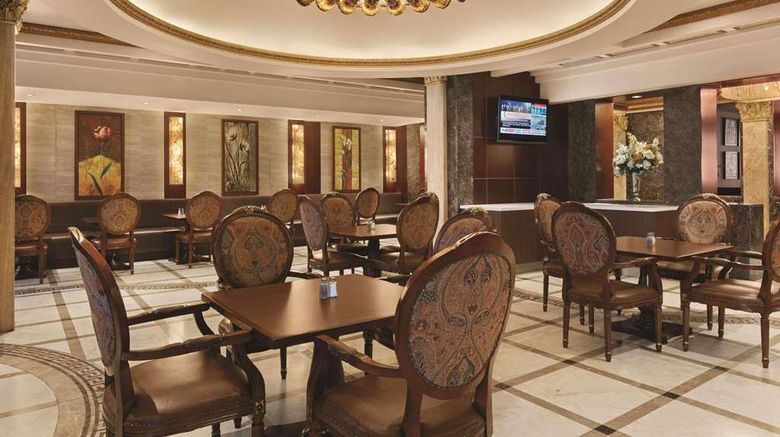 <b>Radisson Toronto Airport West Restaurant</b>. Images powered by <a href="https://iceportal.shijigroup.com/" title="IcePortal" target="_blank">IcePortal</a>.