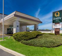 Quality Inn South Bend near Notre Dame Exterior