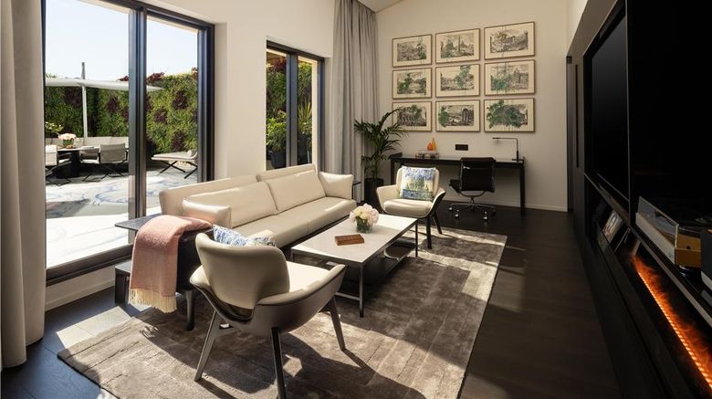 <b>art'otel Rome Via Veneto Suite</b>. Images powered by <a href="https://iceportal.shijigroup.com/" title="IcePortal" target="_blank">IcePortal</a>.