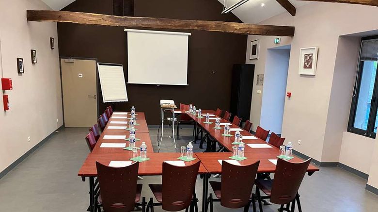 <b>Hotel le Broceliande, Sure Coll by BW Meeting</b>. Images powered by <a href="https://iceportal.shijigroup.com/" title="IcePortal" target="_blank">IcePortal</a>.