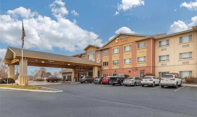 Comfort Suites Boise West Meridian Exterior