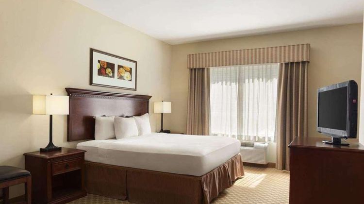 Country Inn & Suites by Radisson Suite