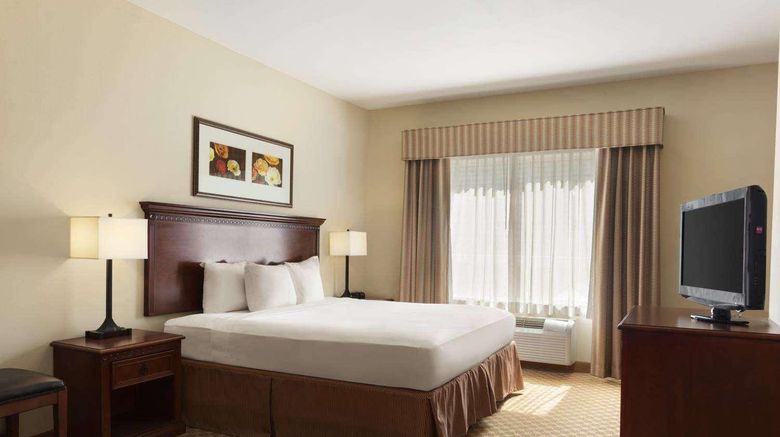 <b>Country Inn & Suites by Radisson Suite</b>. Images powered by <a href="https://iceportal.shijigroup.com/" title="IcePortal" target="_blank">IcePortal</a>.