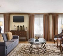 Country Inn & Suites by Radisson Lobby